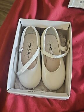 Revolution Dancewear Student Tap Shoes White 10CH